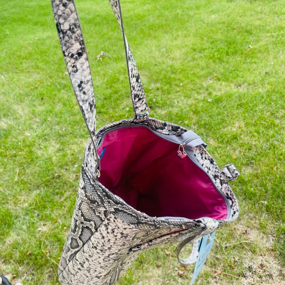 Python Print Oversize Weekend Bag! - Picture 9 of 11